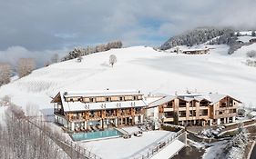 Sonus Alpis - Adults Only